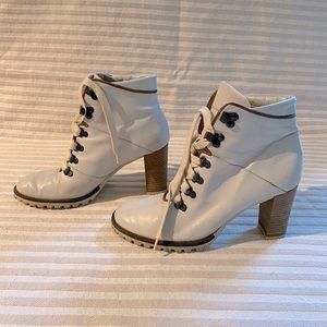 Coach Lucia ivory heeled ankle boots vintage 7.5